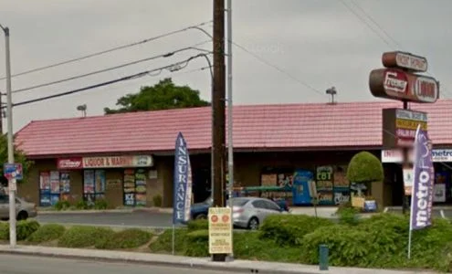 Freeway Liquor business photo