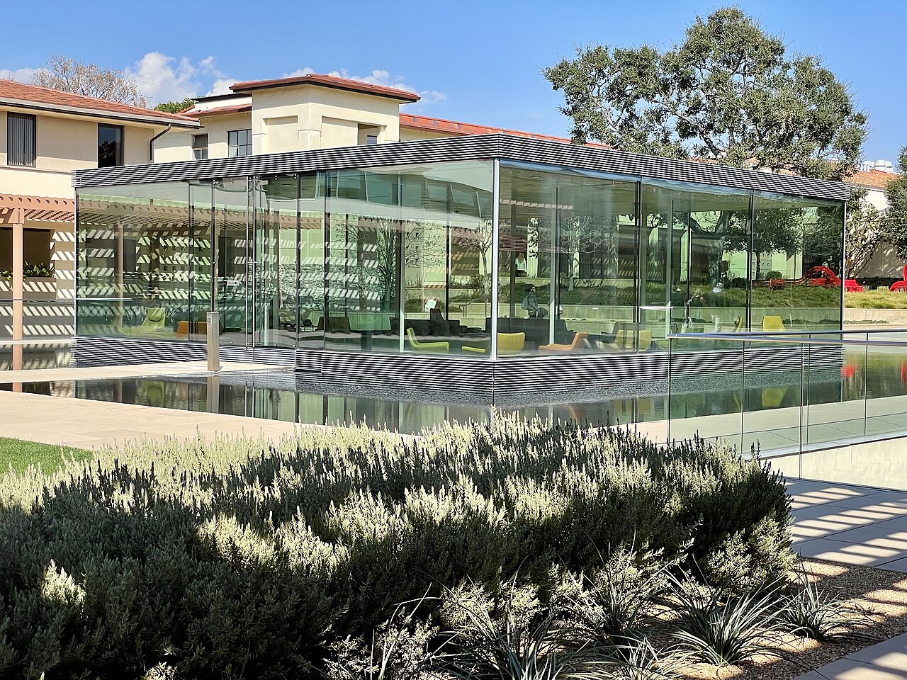 Claremont McKenna College campus
